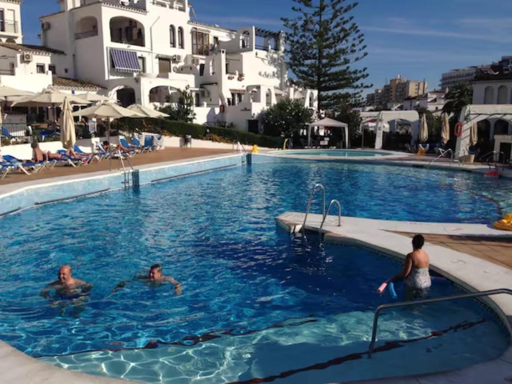 Pueblo Evita Apartment In Exclusive Holiday Complex Benalmádena Buitenkant foto